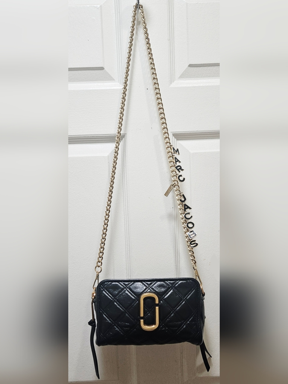 MARC JACOBS Quilted Softshot (Black/Gold) Camera Bag Charm Chain Crossbody Strap - Picture 15 of 16